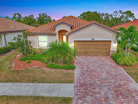 Photo of 12750 Cinqueterre Drive, Venice, FL 34293 (MLS # A4675973)