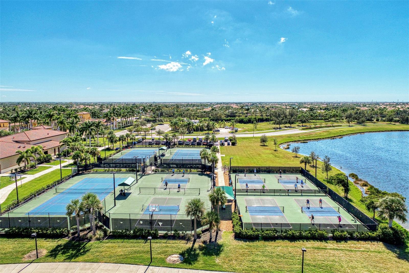 GRAN PARADISO PH 1 - Residential