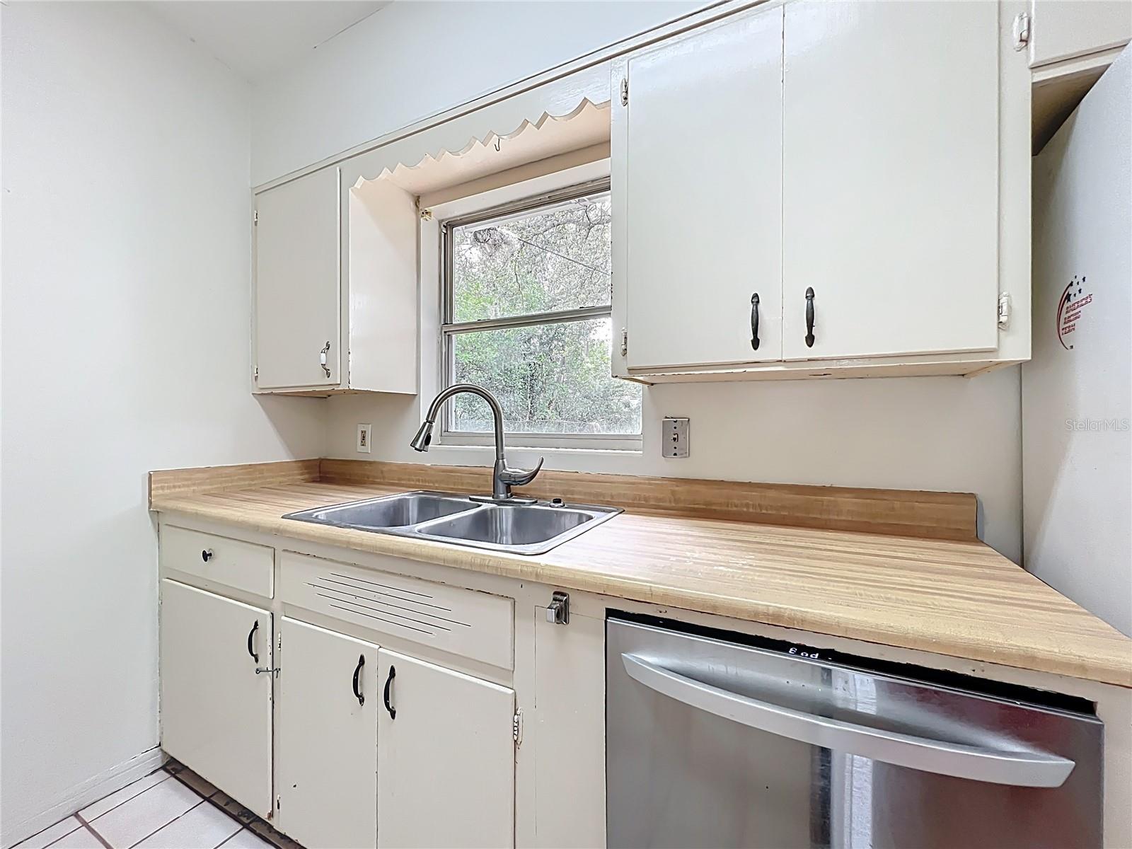 131 E 3RD COURT