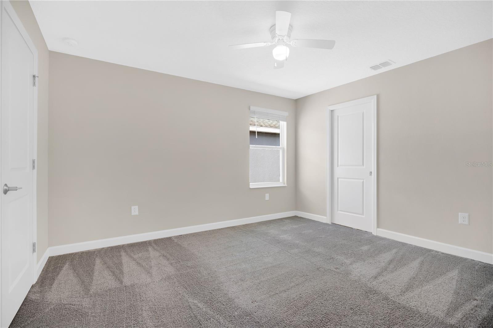 STOREY PK-PH 5 - Residential