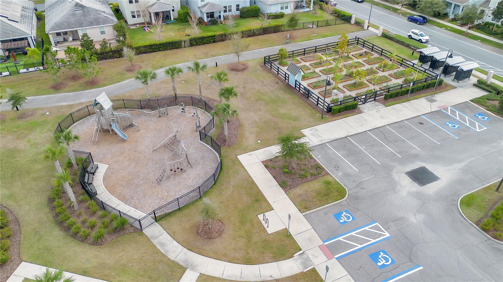 STOREY PK-PH 5 - Residential