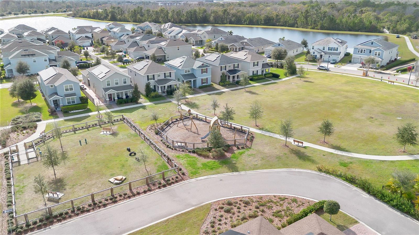 STOREY PK-PH 5 - Residential