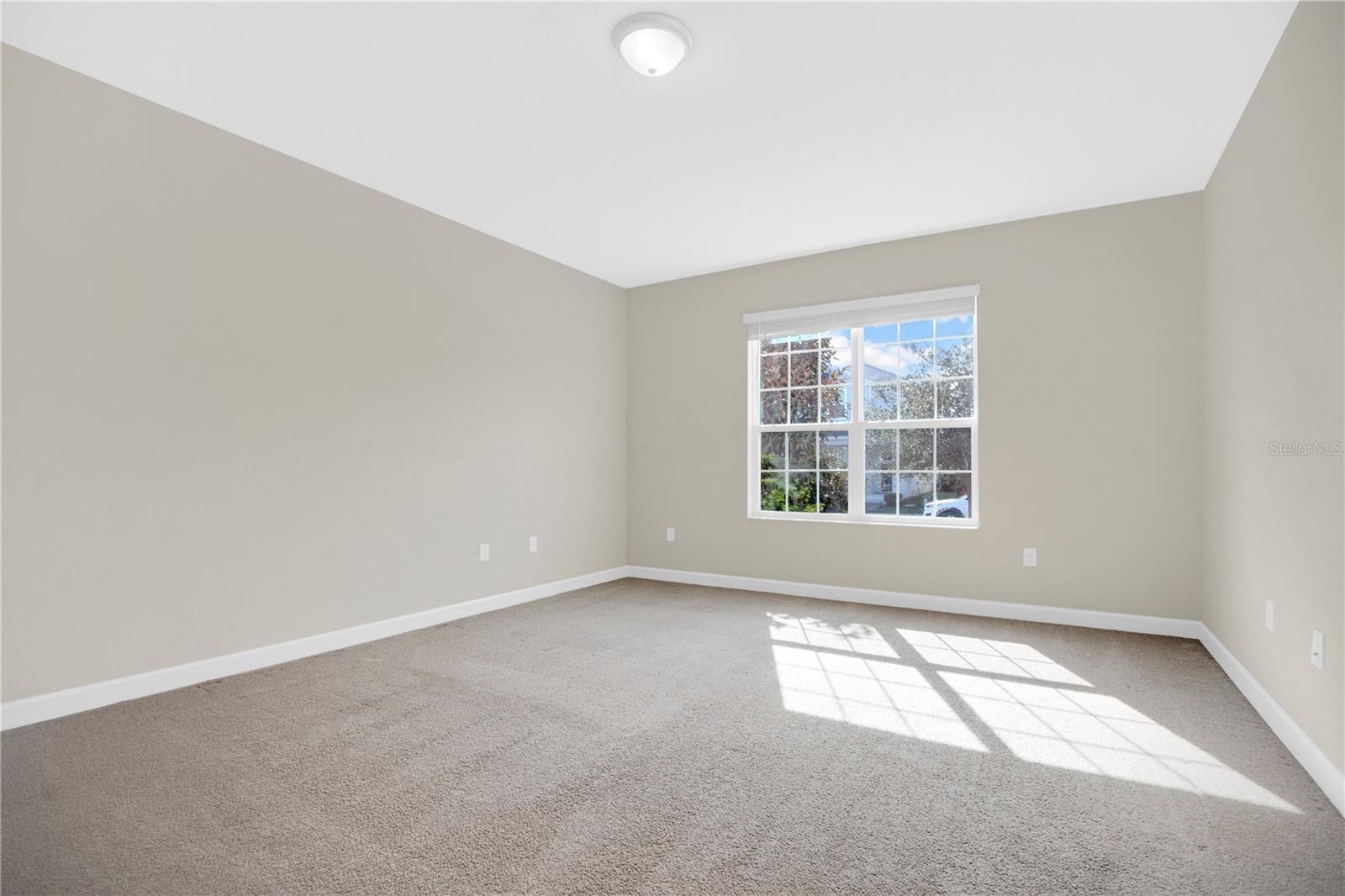 STOREY PK-PH 5 - Residential