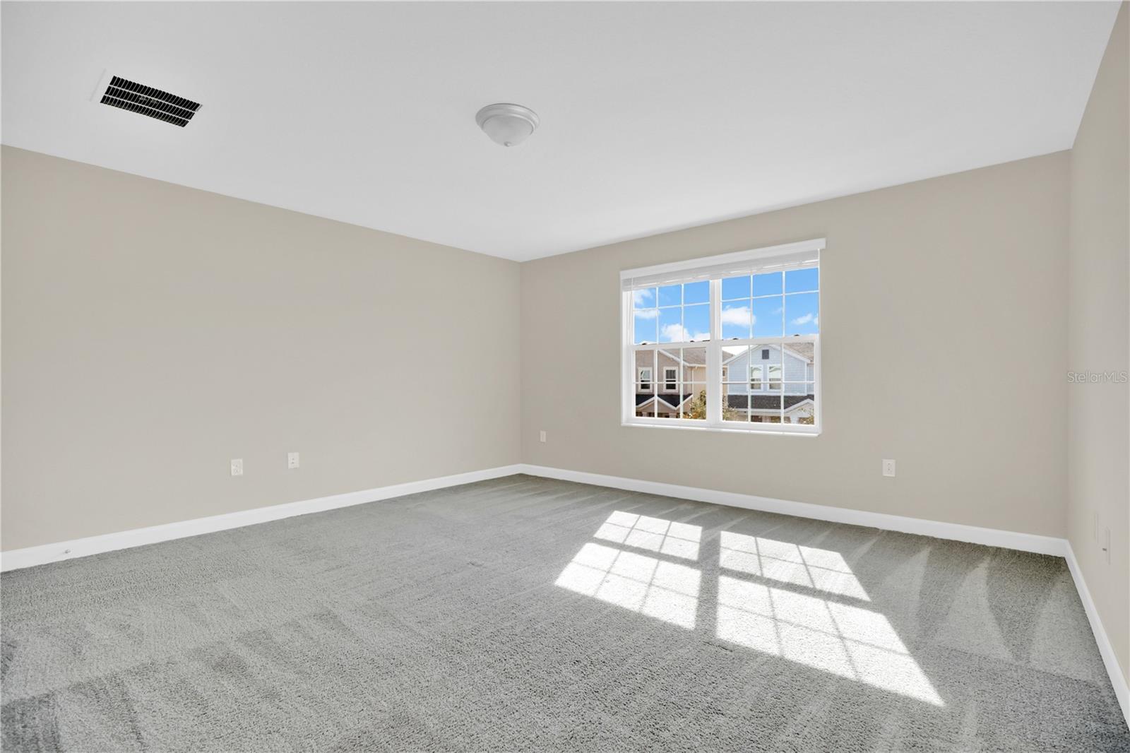 STOREY PK-PH 5 - Residential