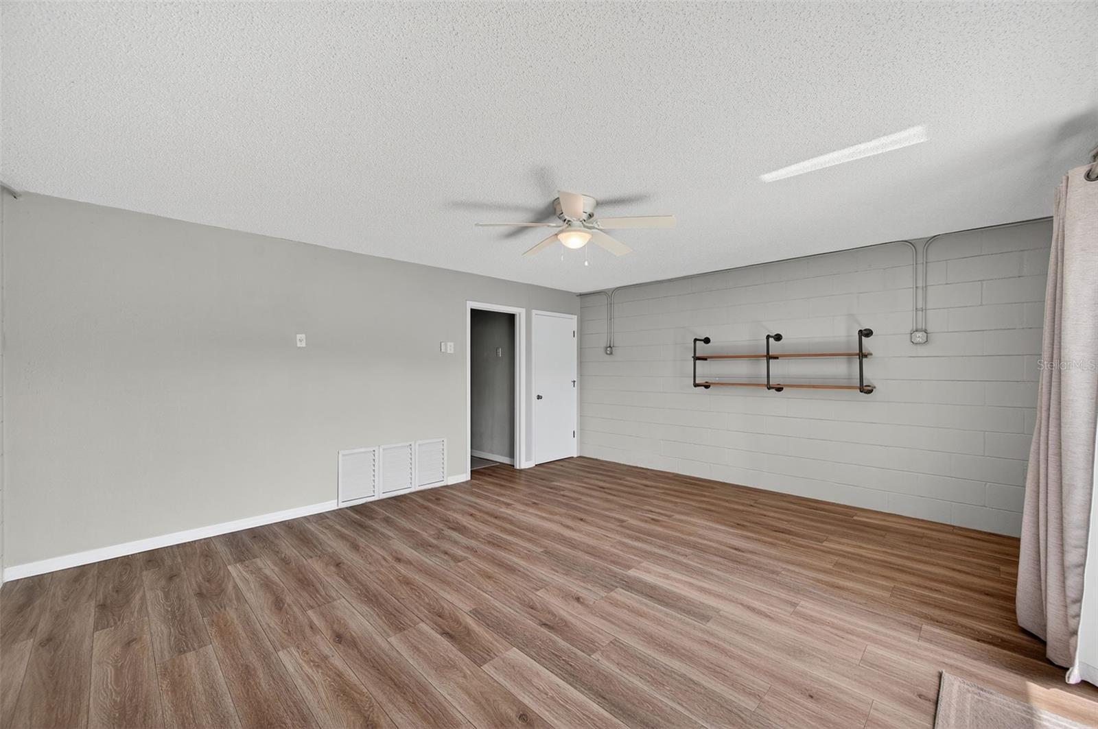 CURLEW LANDINGS SOUTH - Residential