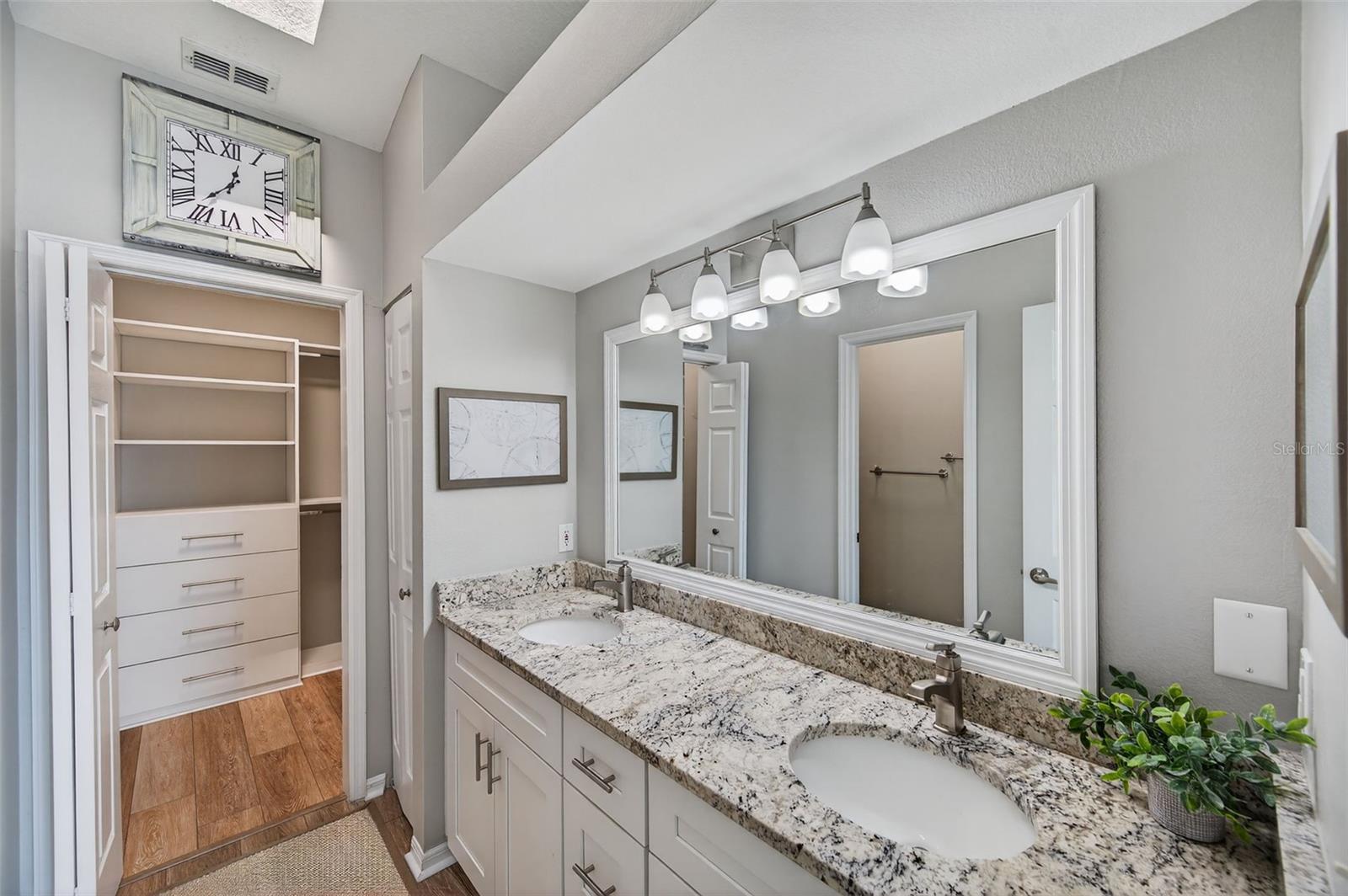 CURLEW LANDINGS SOUTH - Residential