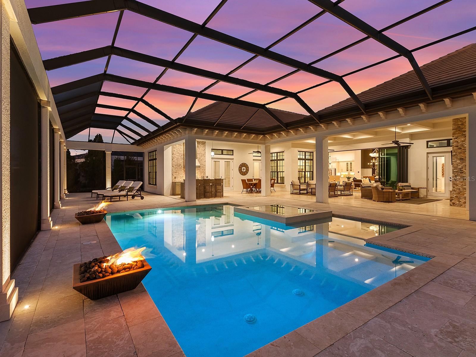 LAKE CLUB - Residential