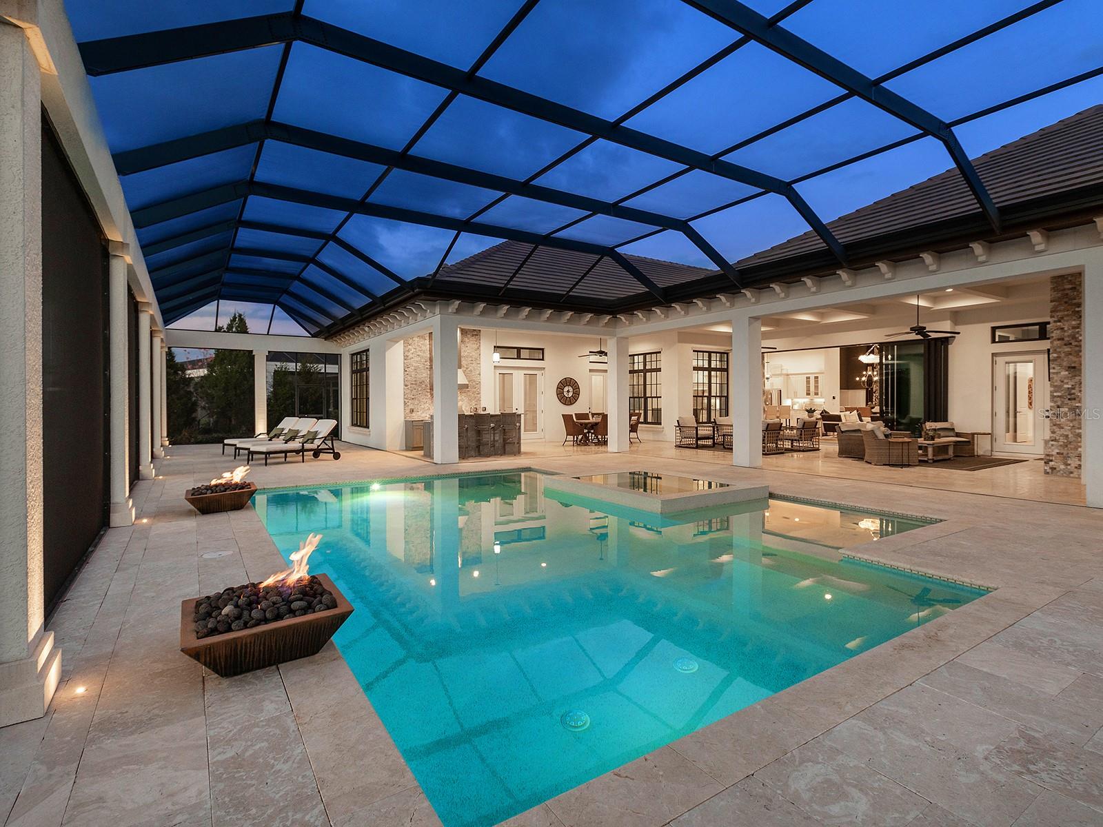 LAKE CLUB - Residential