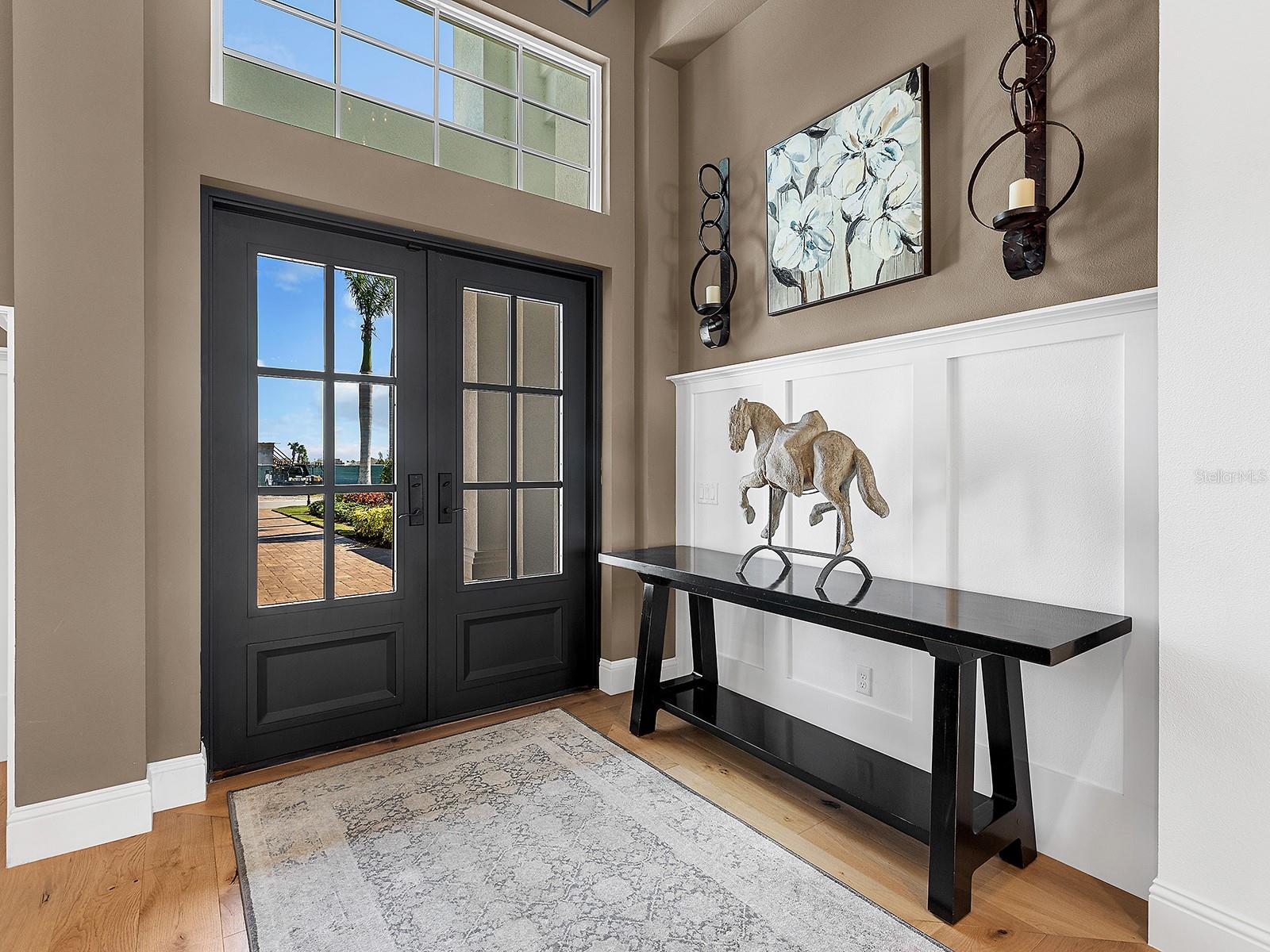 LAKE CLUB - Residential