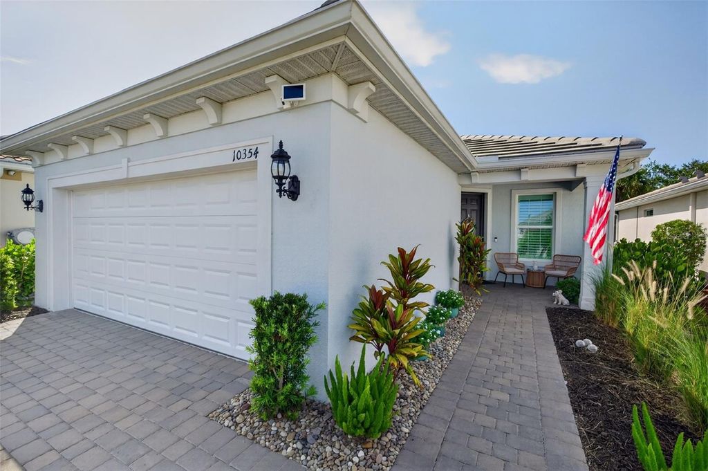 Photo of 10354 Abaco Falls Drive, Englewood, FL 34223 (MLS # A4700100)