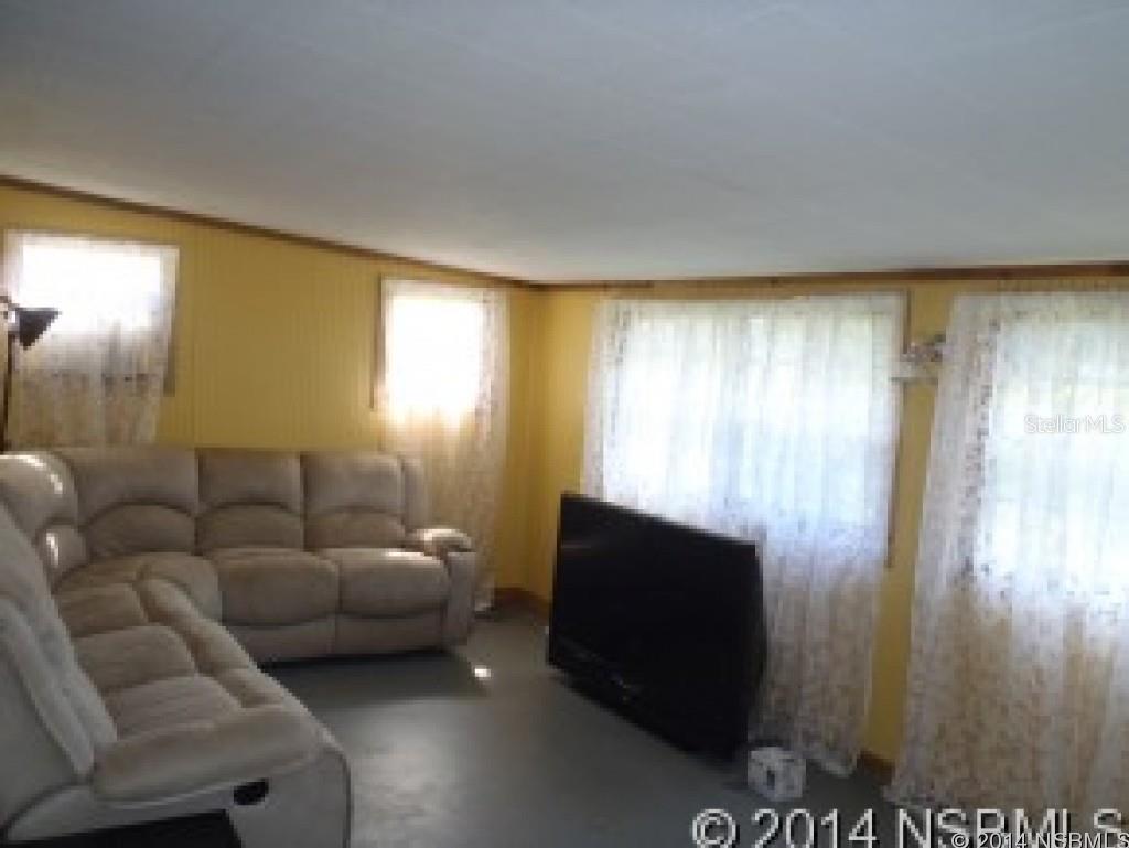 Lake Per - Residential Lease