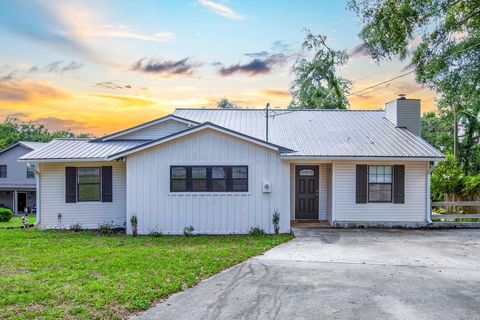 Photo of 11274 71st Drive, Live Oak, FL 32060 (MLS # GC531114)