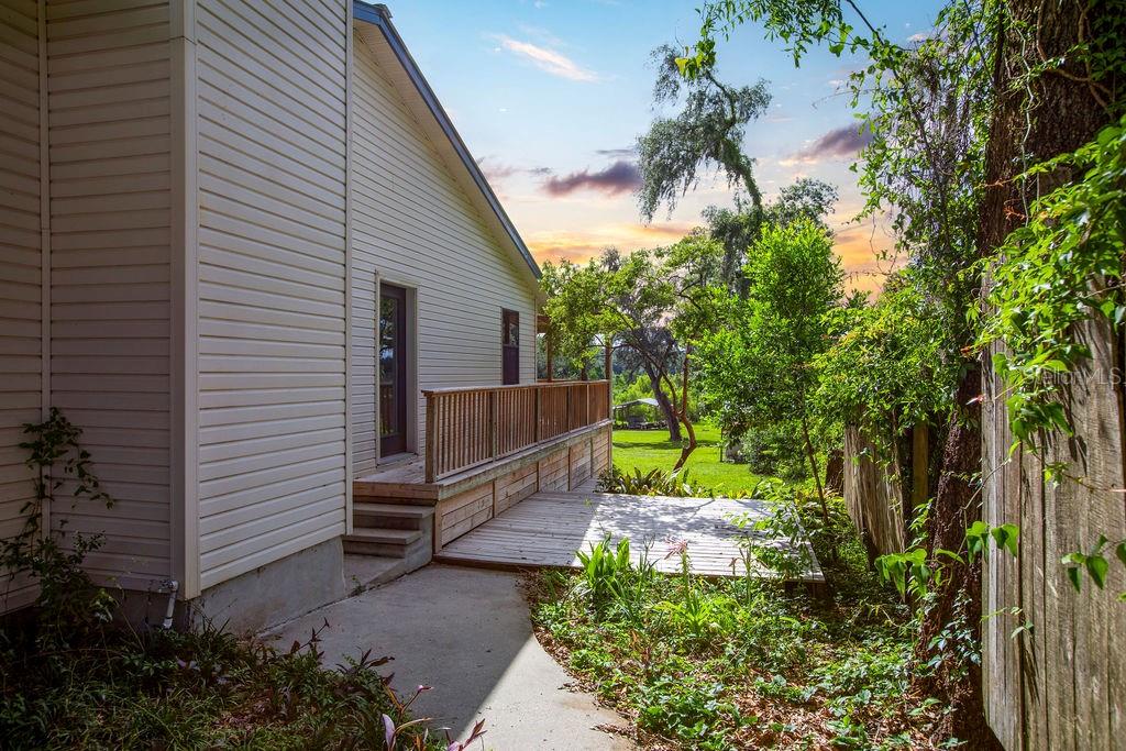 PEACOCK LAKE S/D - Residential