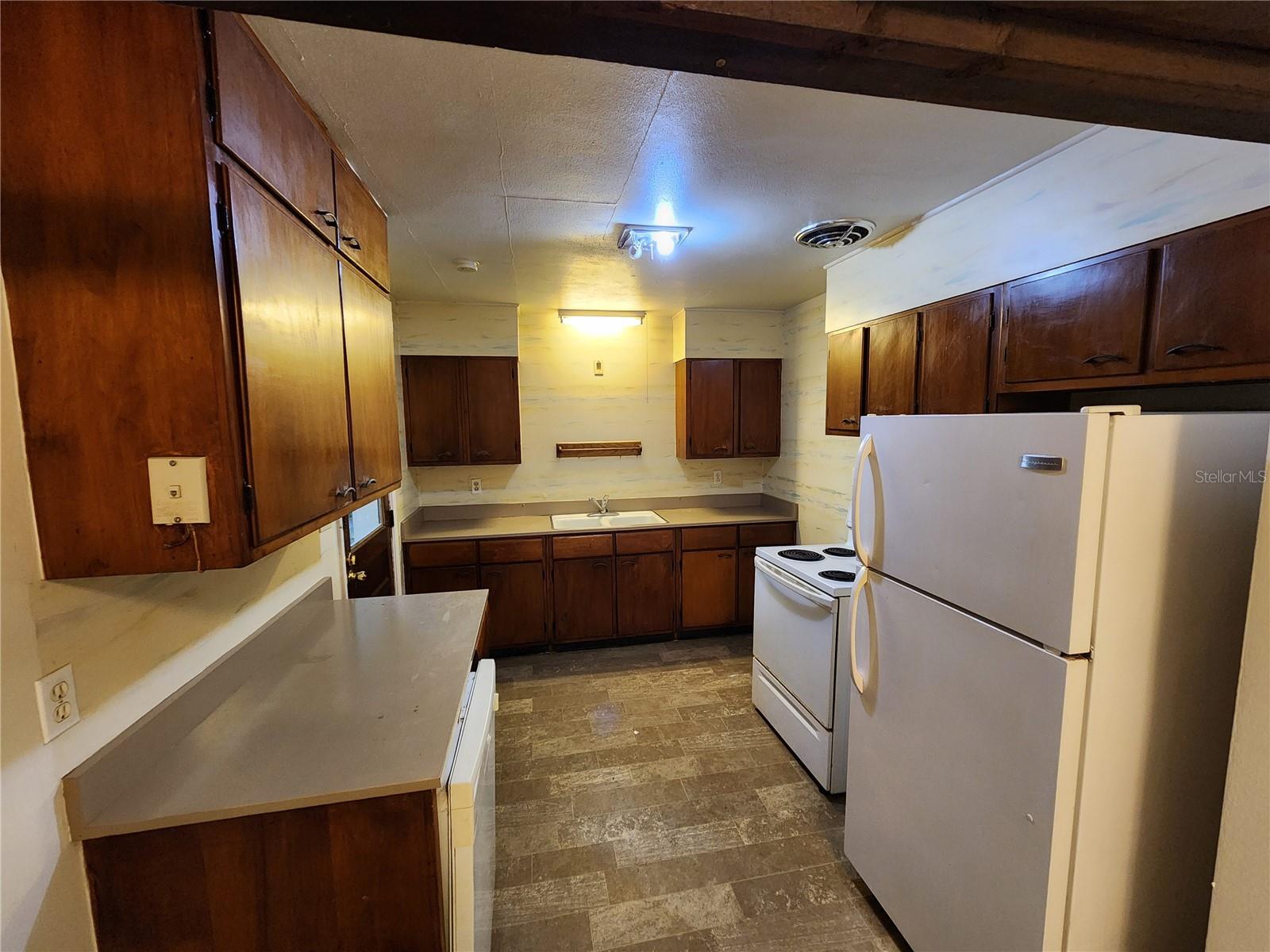 MASON MANOR - Residential Lease