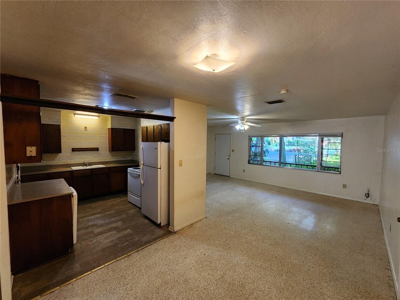 MASON MANOR - Residential Lease