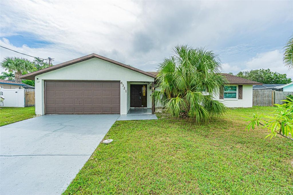 Photo of 6321 Spanish Main Drive, Apollo Beach, FL 33572 (MLS # TB8426361)