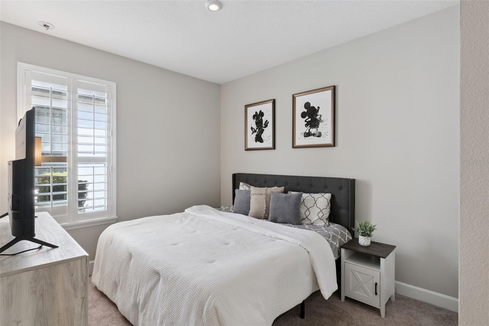 MEADOWS AT HAWKS CREST - Residential