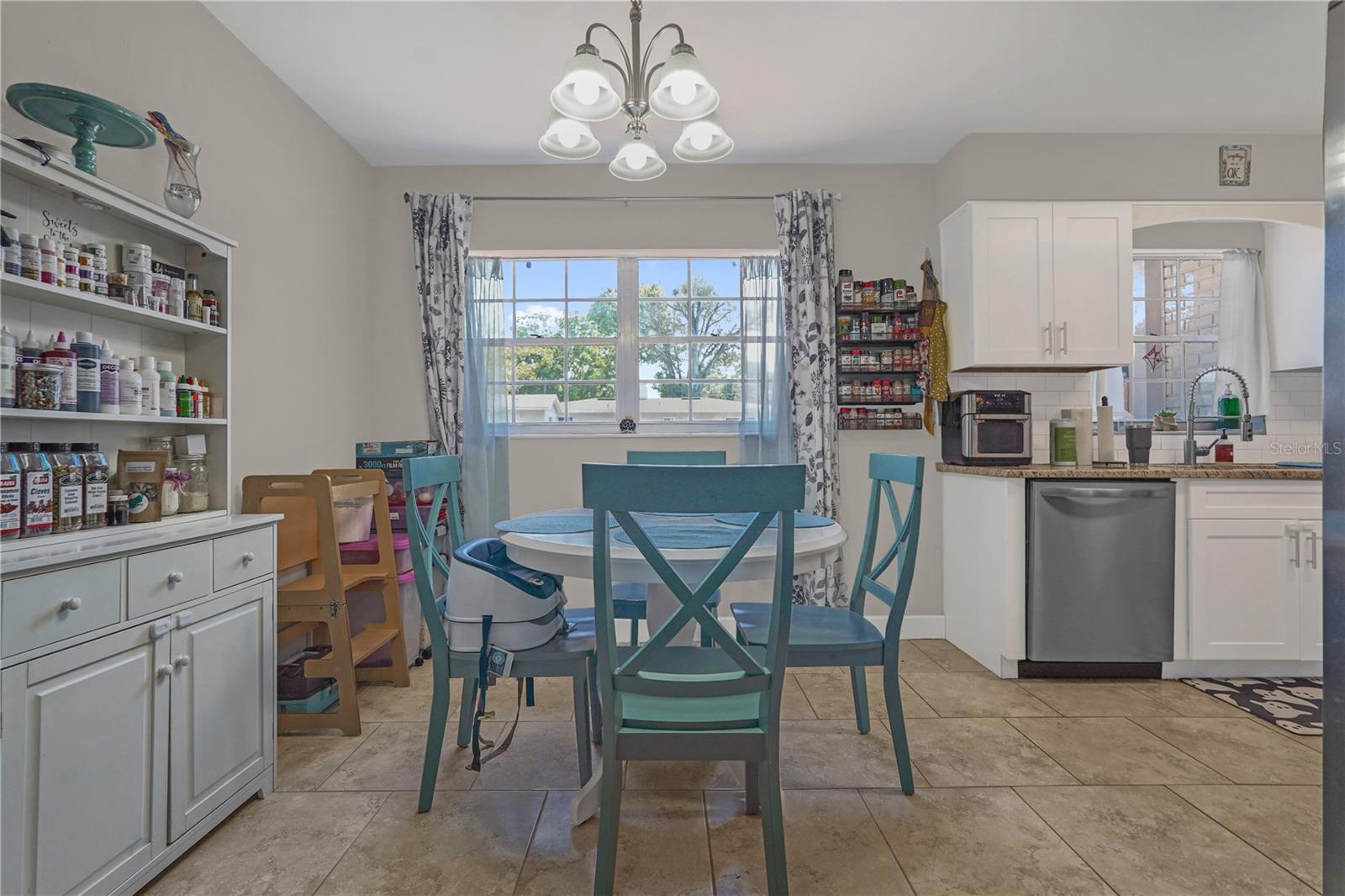 JAN-PHYK VILLAGE - Residential