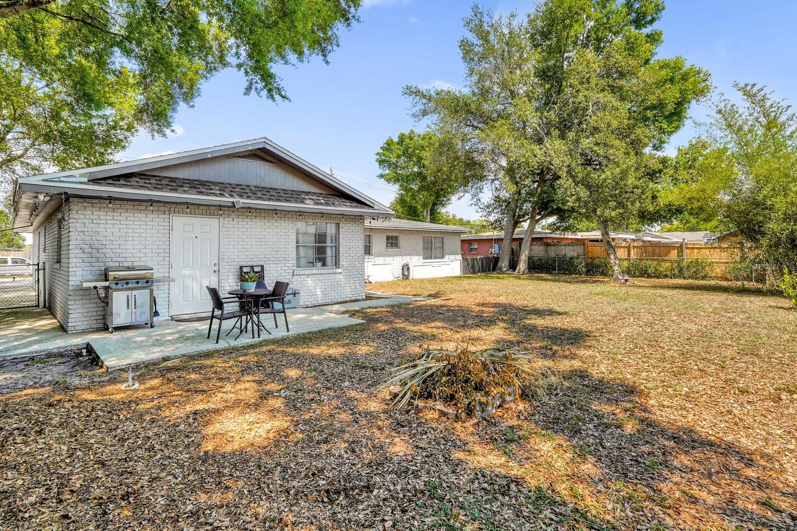 JAN-PHYK VILLAGE - Residential