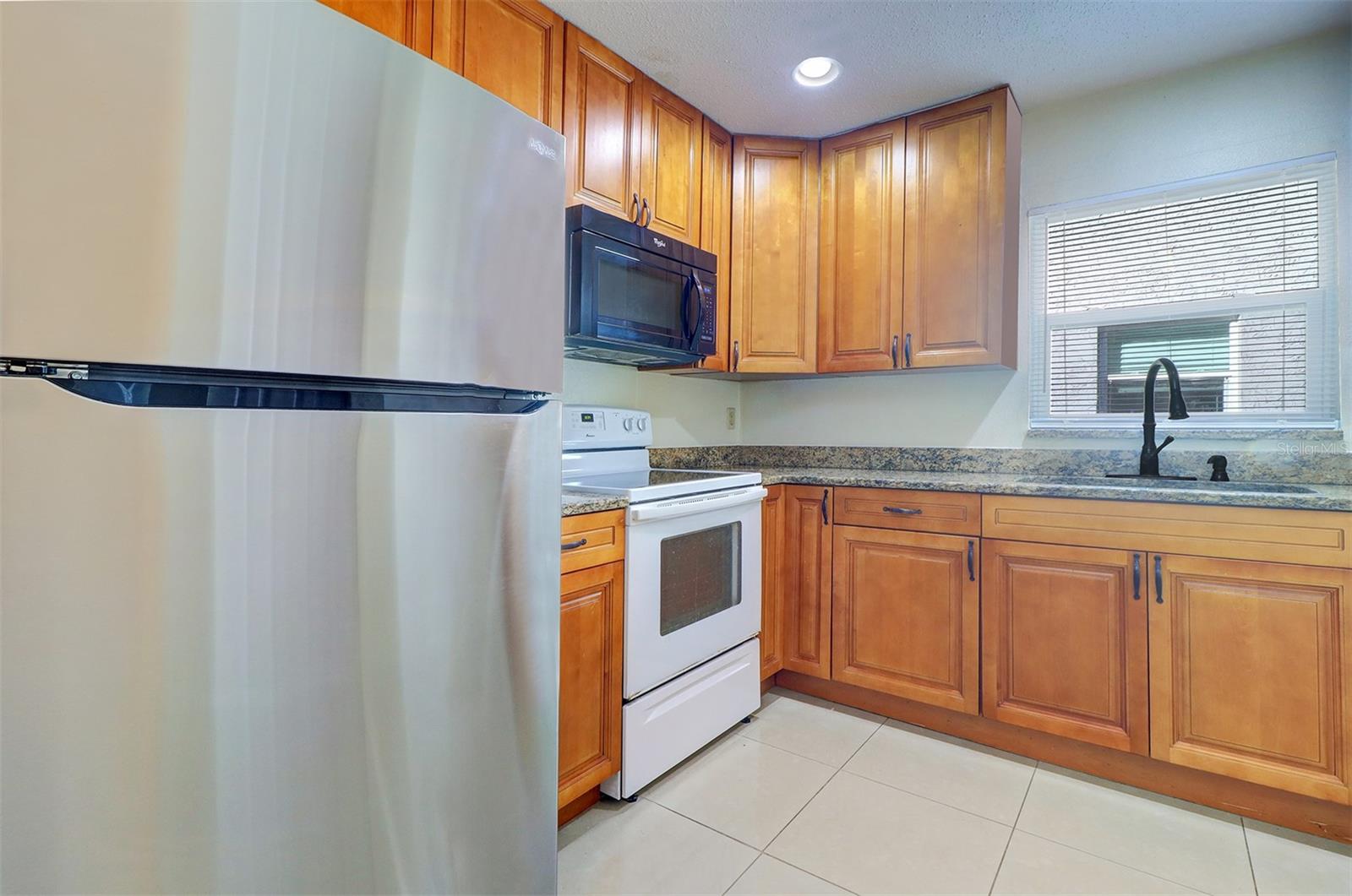 BAYSIDE MEADOWS-PHASE I - Residential Lease