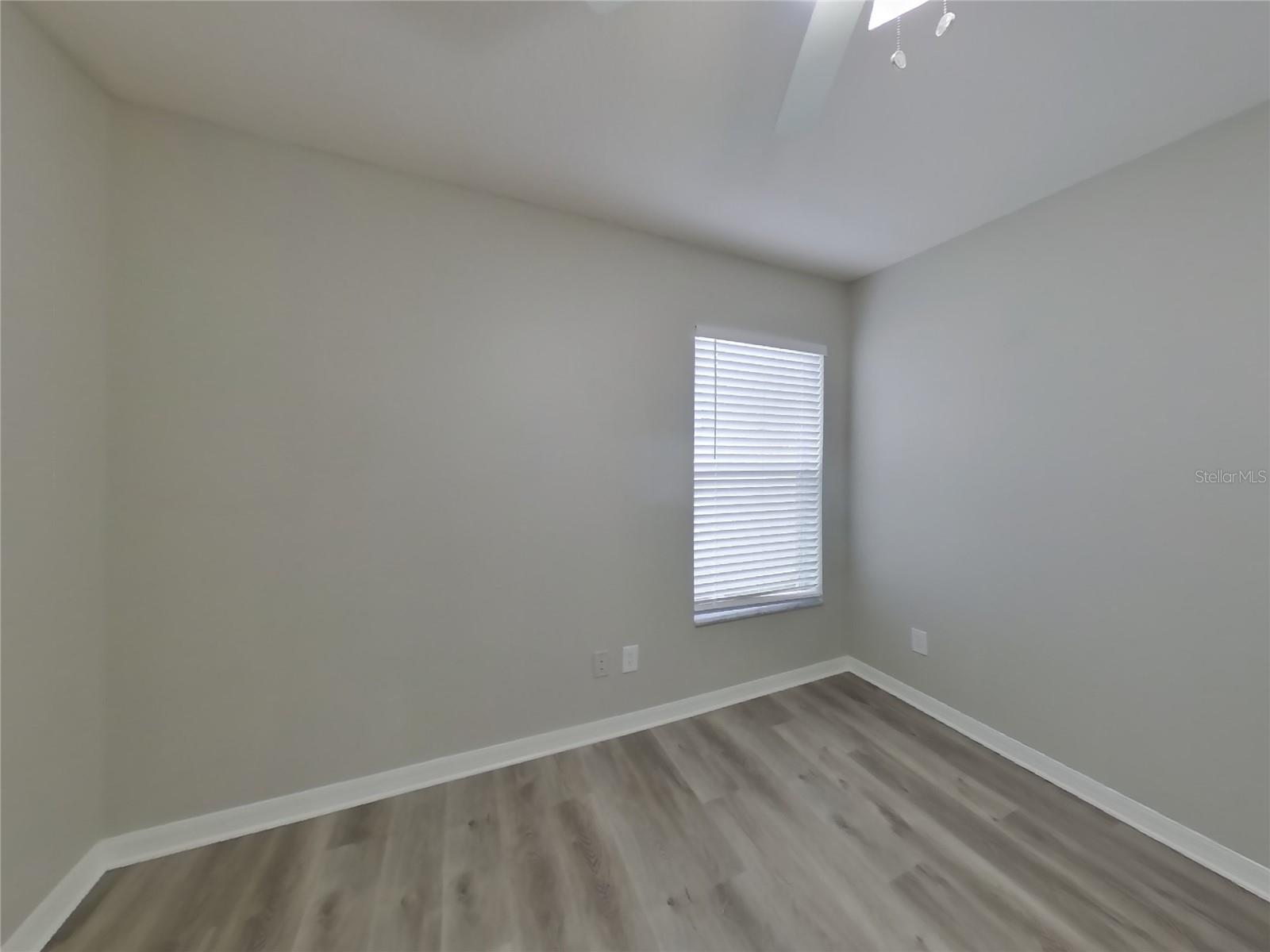 MEADOW POINTE IV PRCL J - Residential Lease