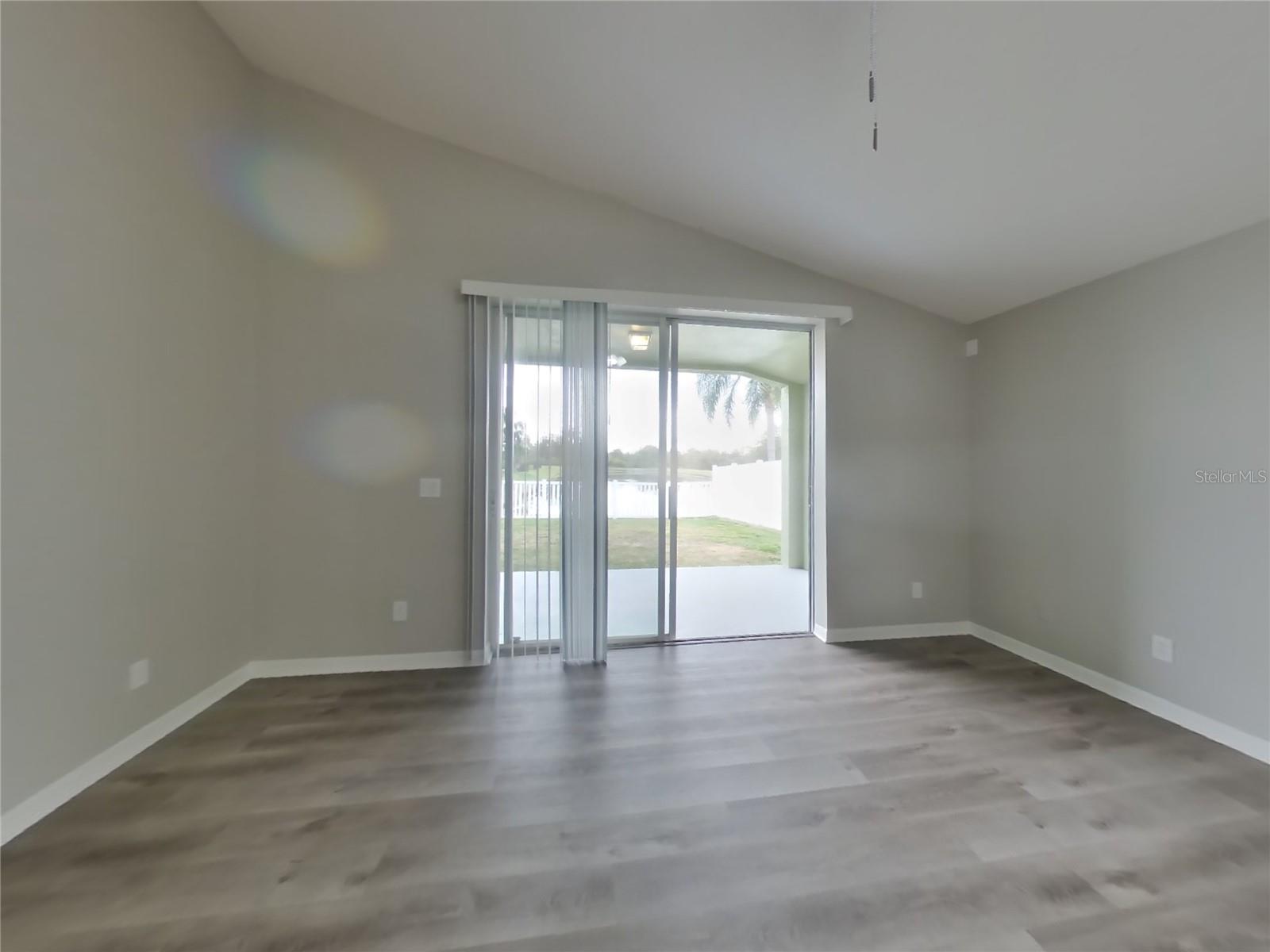 MEADOW POINTE IV PRCL J - Residential Lease