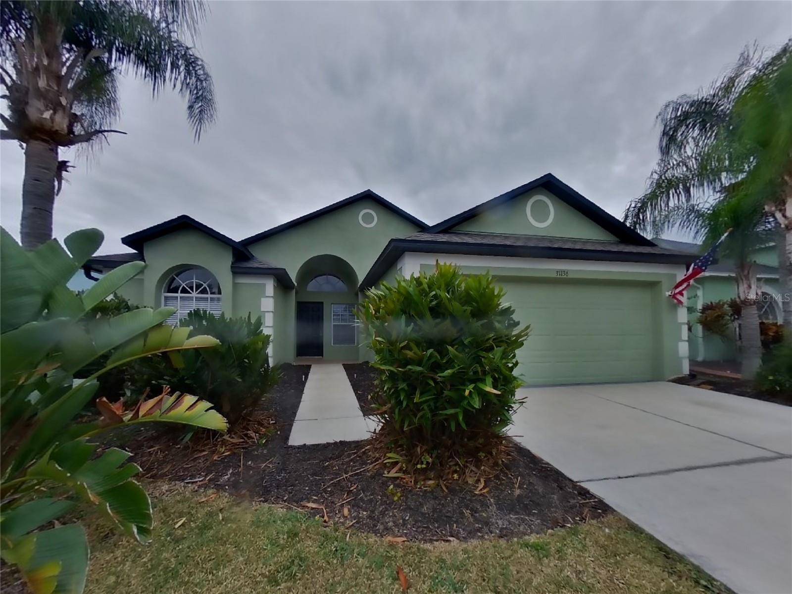 MEADOW POINTE IV PRCL J - Residential Lease