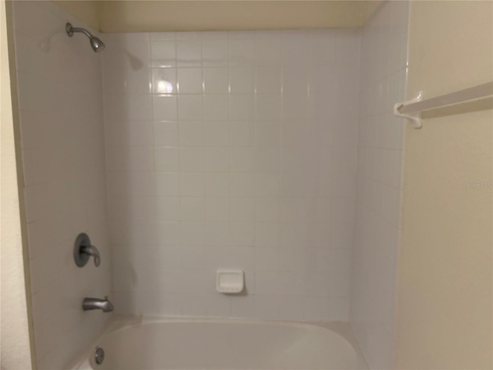 STONEBRIDGE LAKES PH 19 - Residential Lease