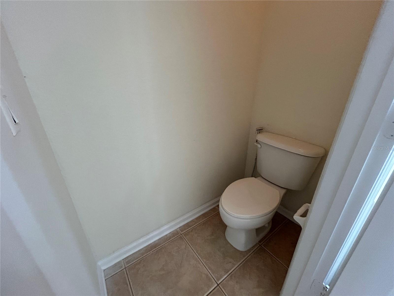 STONEBRIDGE LAKES PH 19 - Residential Lease