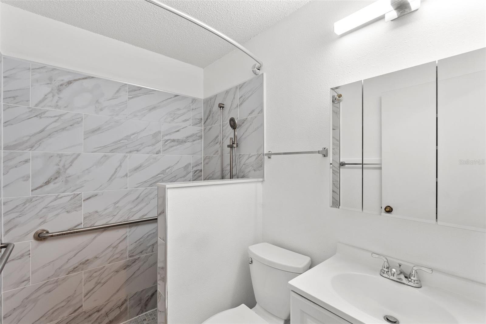 SCOTSDALE VILLA CONDO - Residential