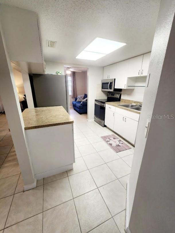 4022 BEAVER LANE 800D