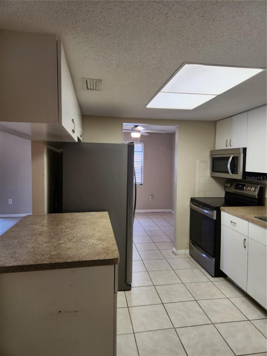 4022 BEAVER LANE 800D