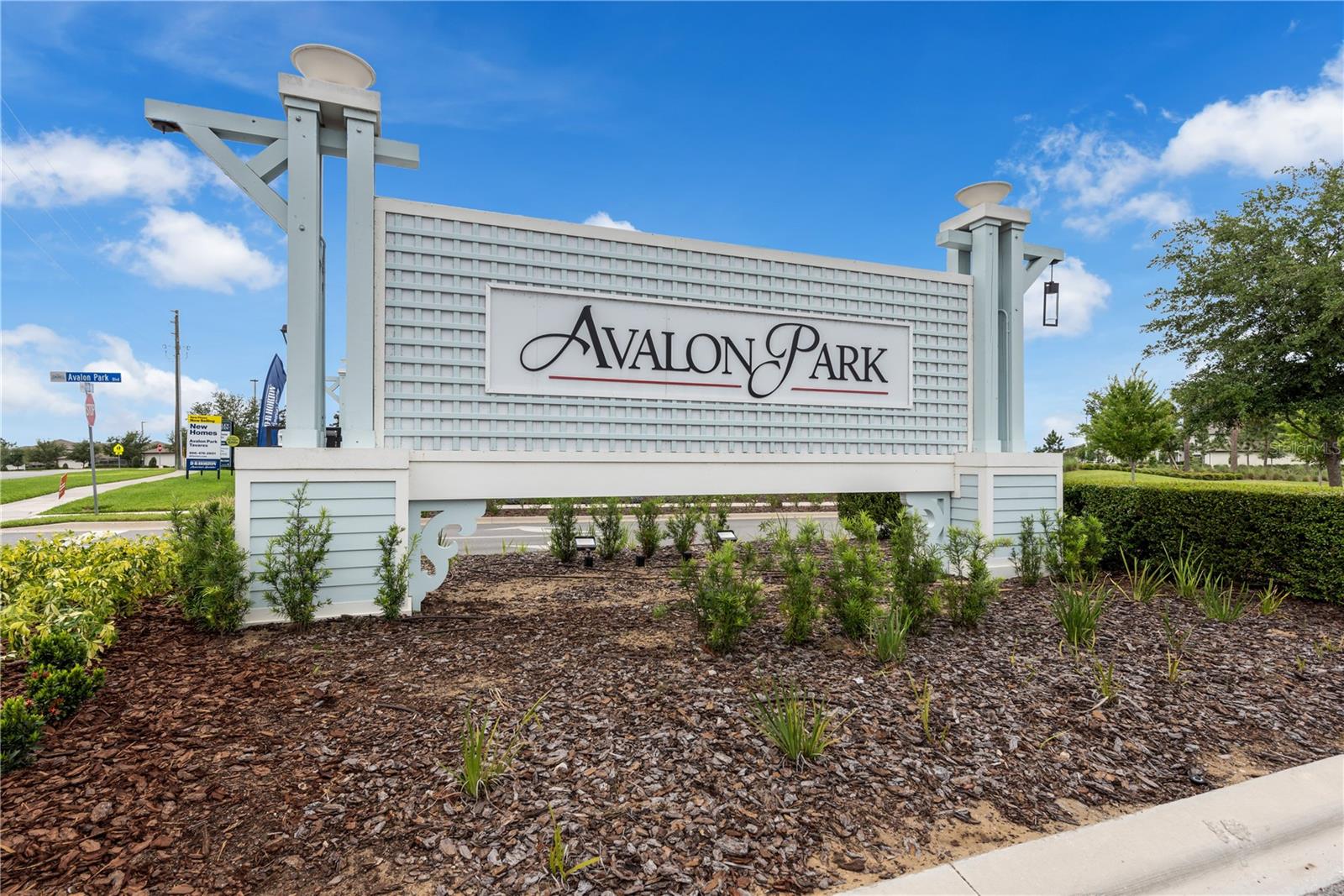 AVALON PARK TAVARES - Residential
