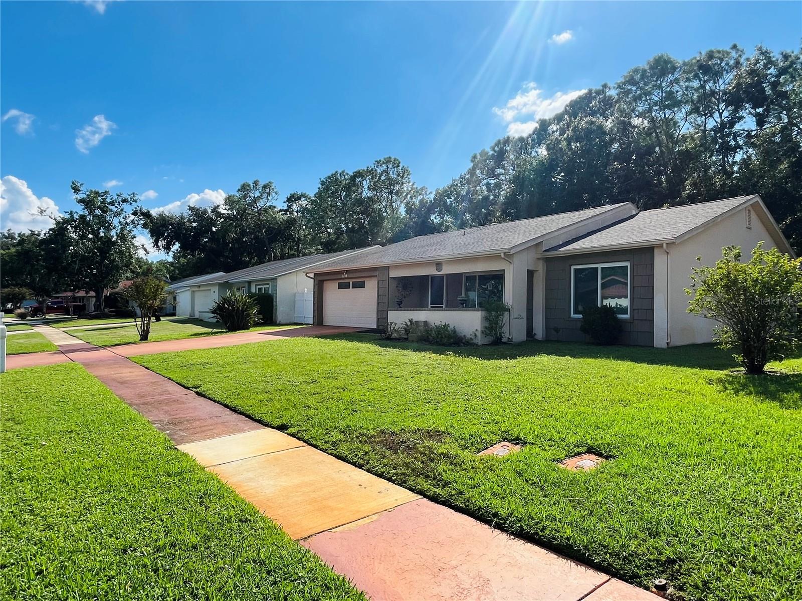 ANCHORAGE OF TARPON LAKE UNIT THREE THE - Residential Lease