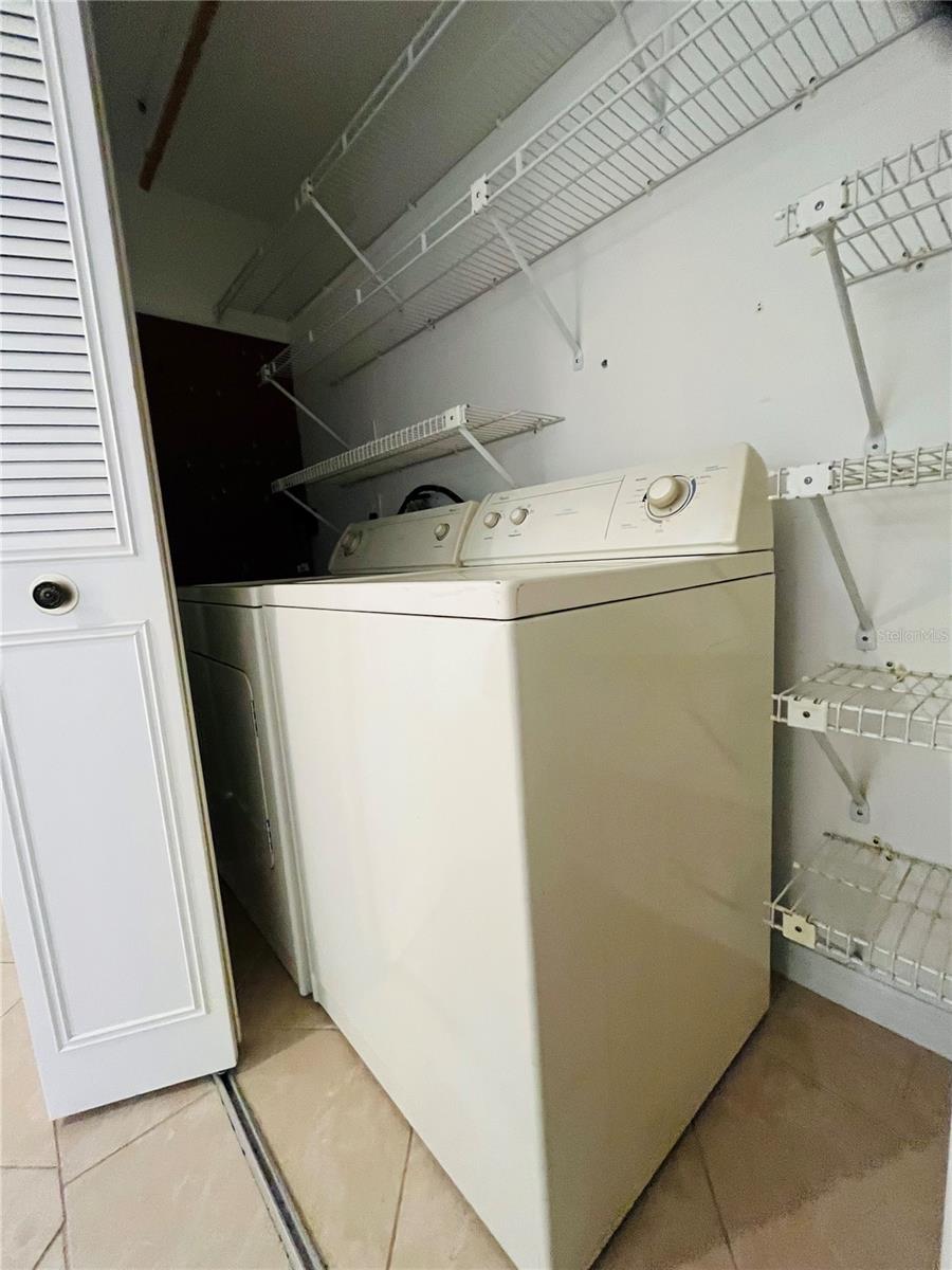 ANCHORAGE OF TARPON LAKE UNIT THREE THE - Residential Lease