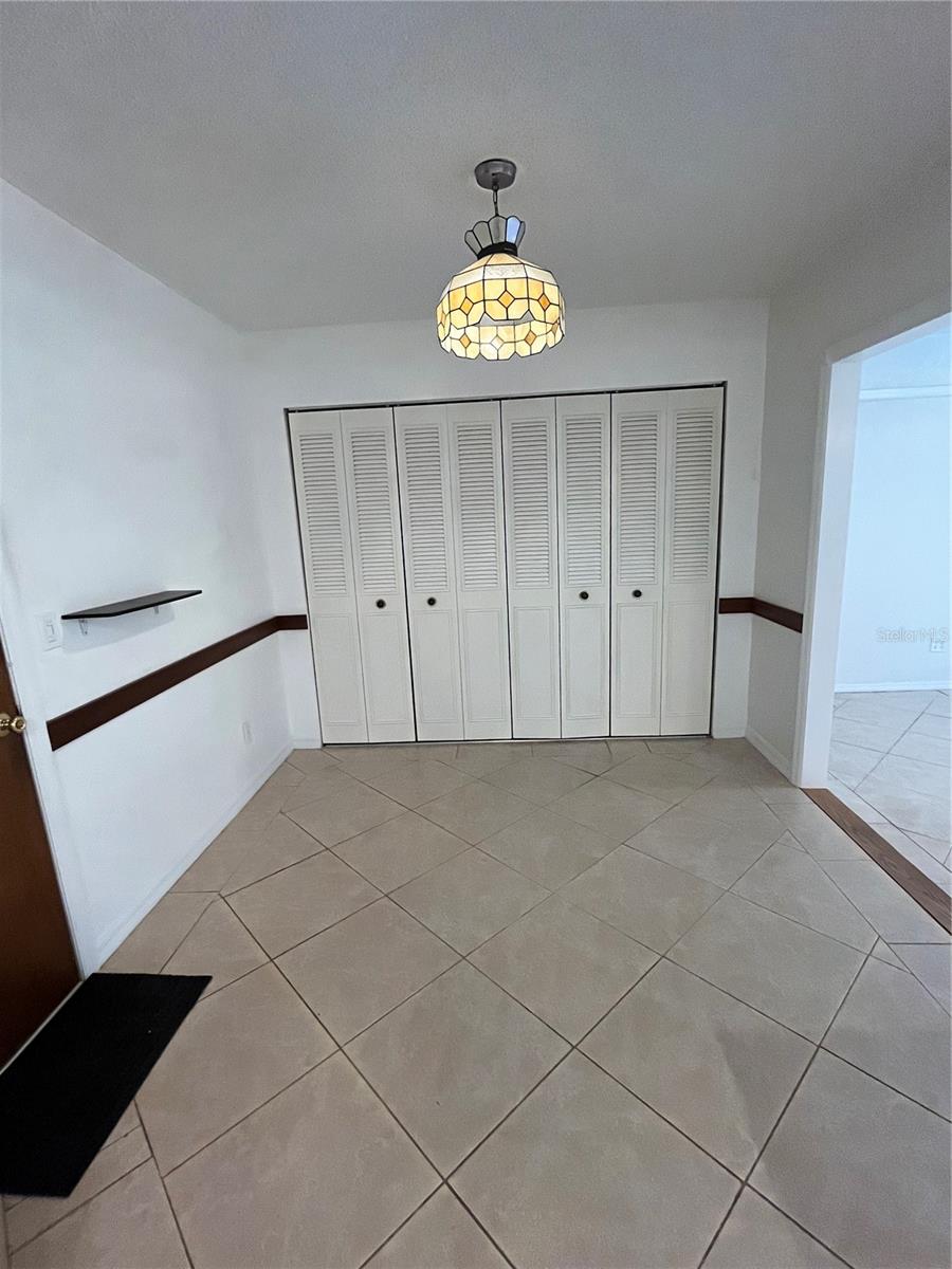 ANCHORAGE OF TARPON LAKE UNIT THREE THE - Residential Lease