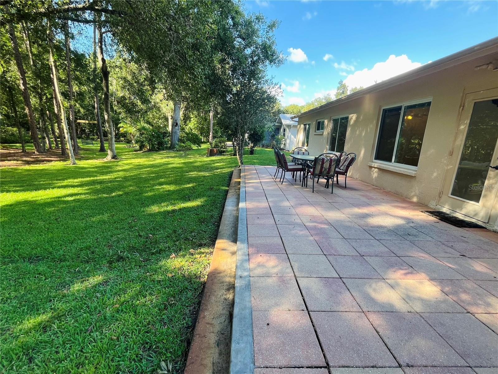 ANCHORAGE OF TARPON LAKE UNIT THREE THE - Residential Lease