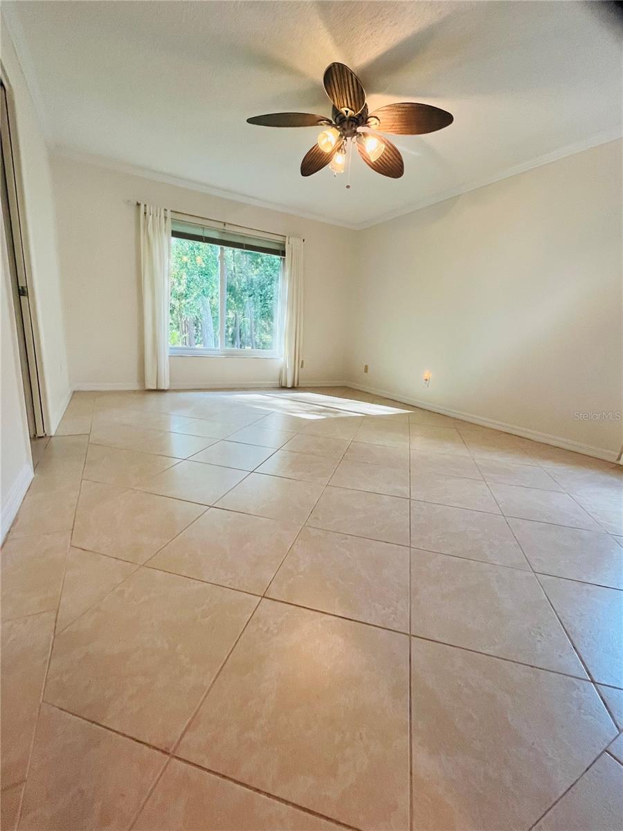 ANCHORAGE OF TARPON LAKE UNIT THREE THE - Residential Lease