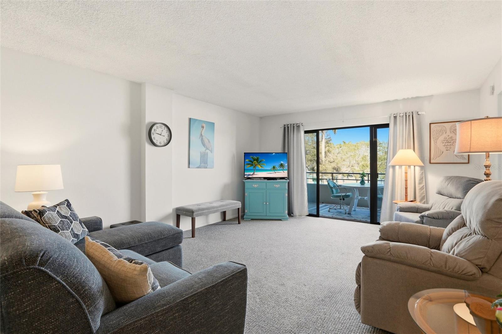 THE RIVERVIEW - Residential