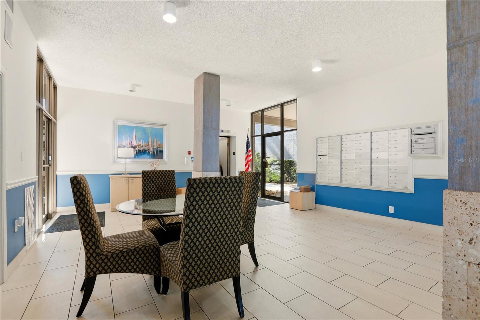 THE RIVERVIEW - Residential