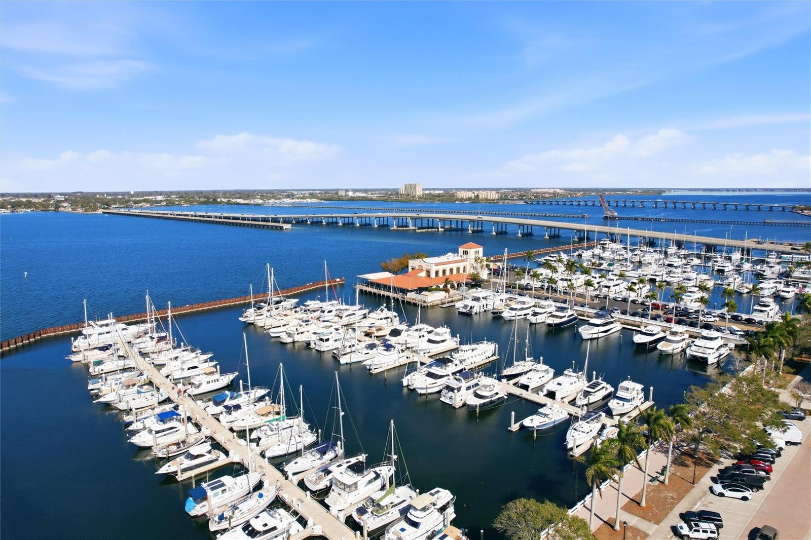 THE RIVERVIEW - Residential