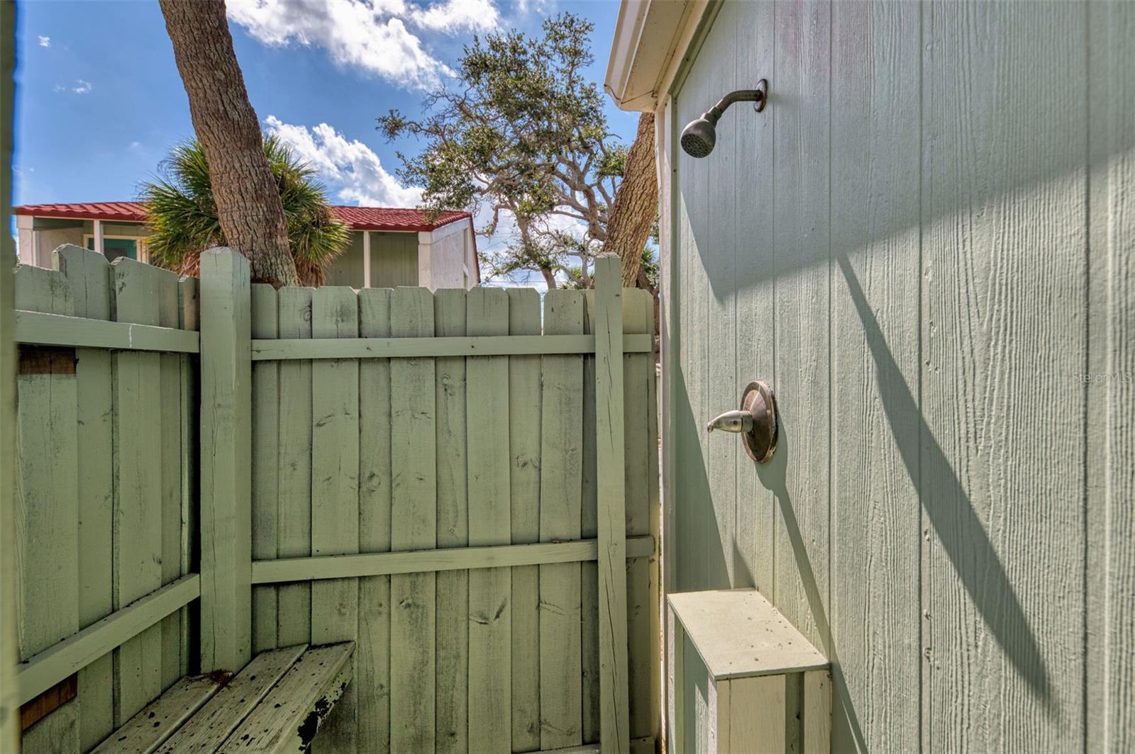 ADMIRALS POINT CONDO - Residential