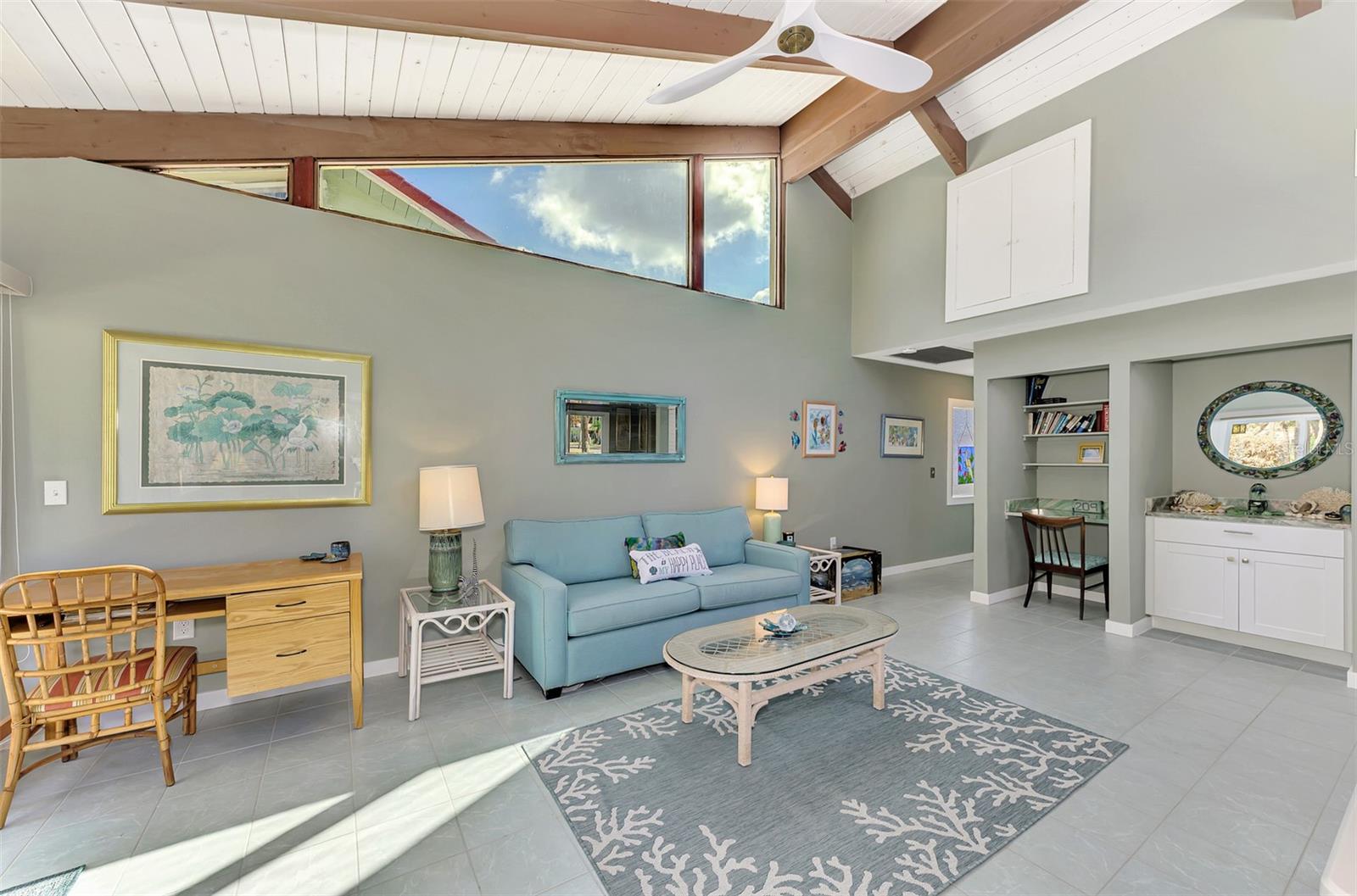 ADMIRALS POINT CONDO - Residential