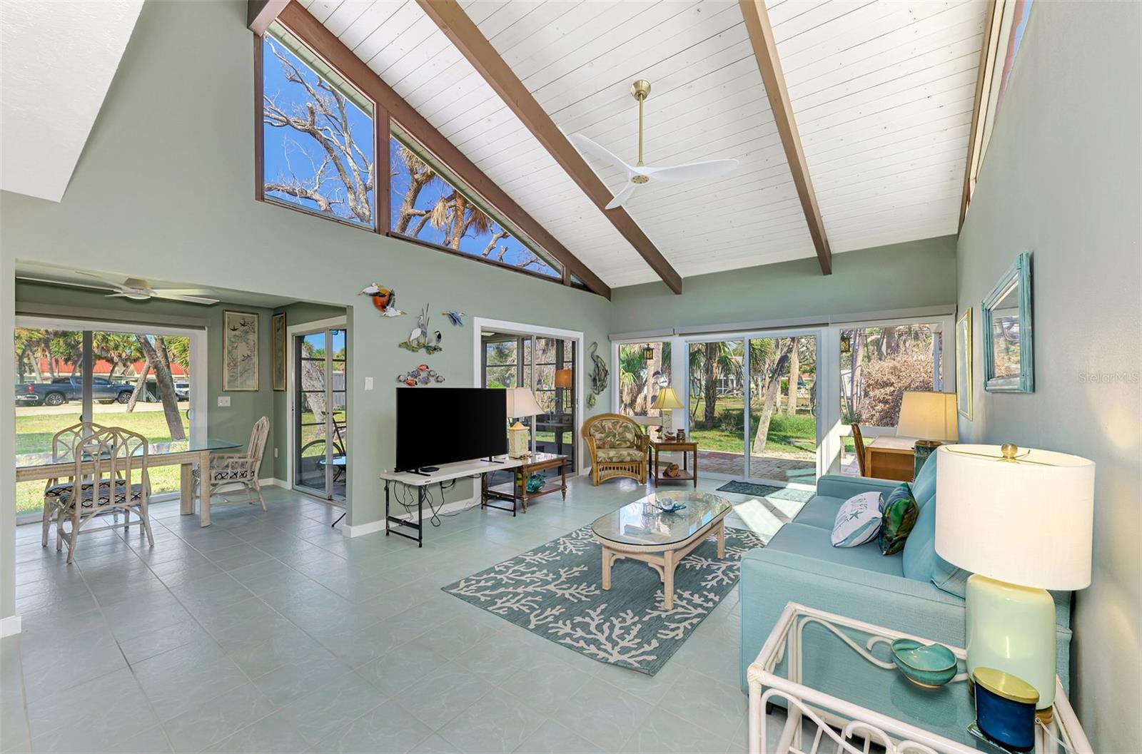 ADMIRALS POINT CONDO - Residential