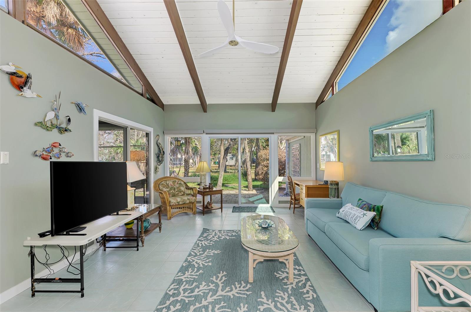 ADMIRALS POINT CONDO - Residential