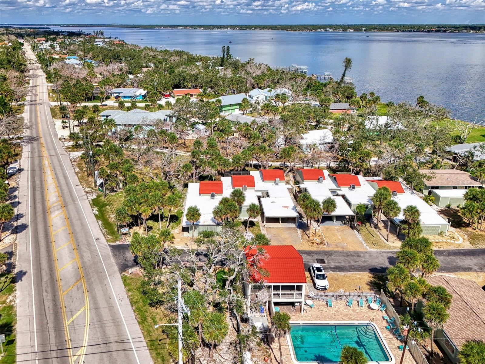 ADMIRALS POINT CONDO - Residential