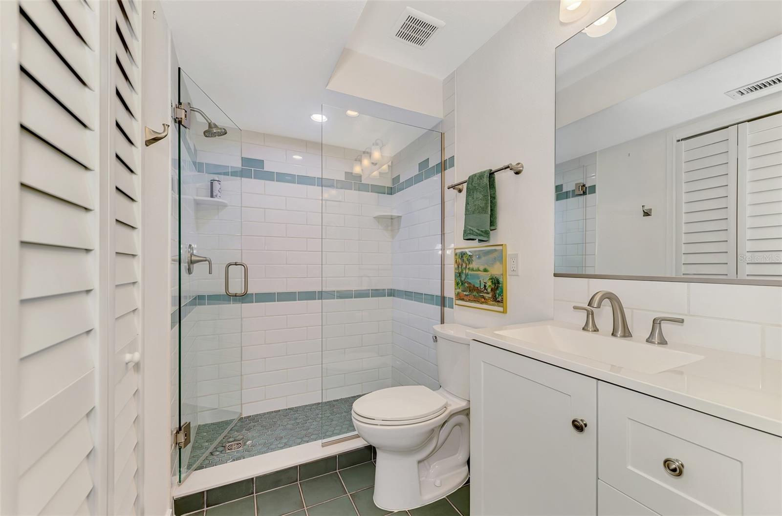 ADMIRALS POINT CONDO - Residential