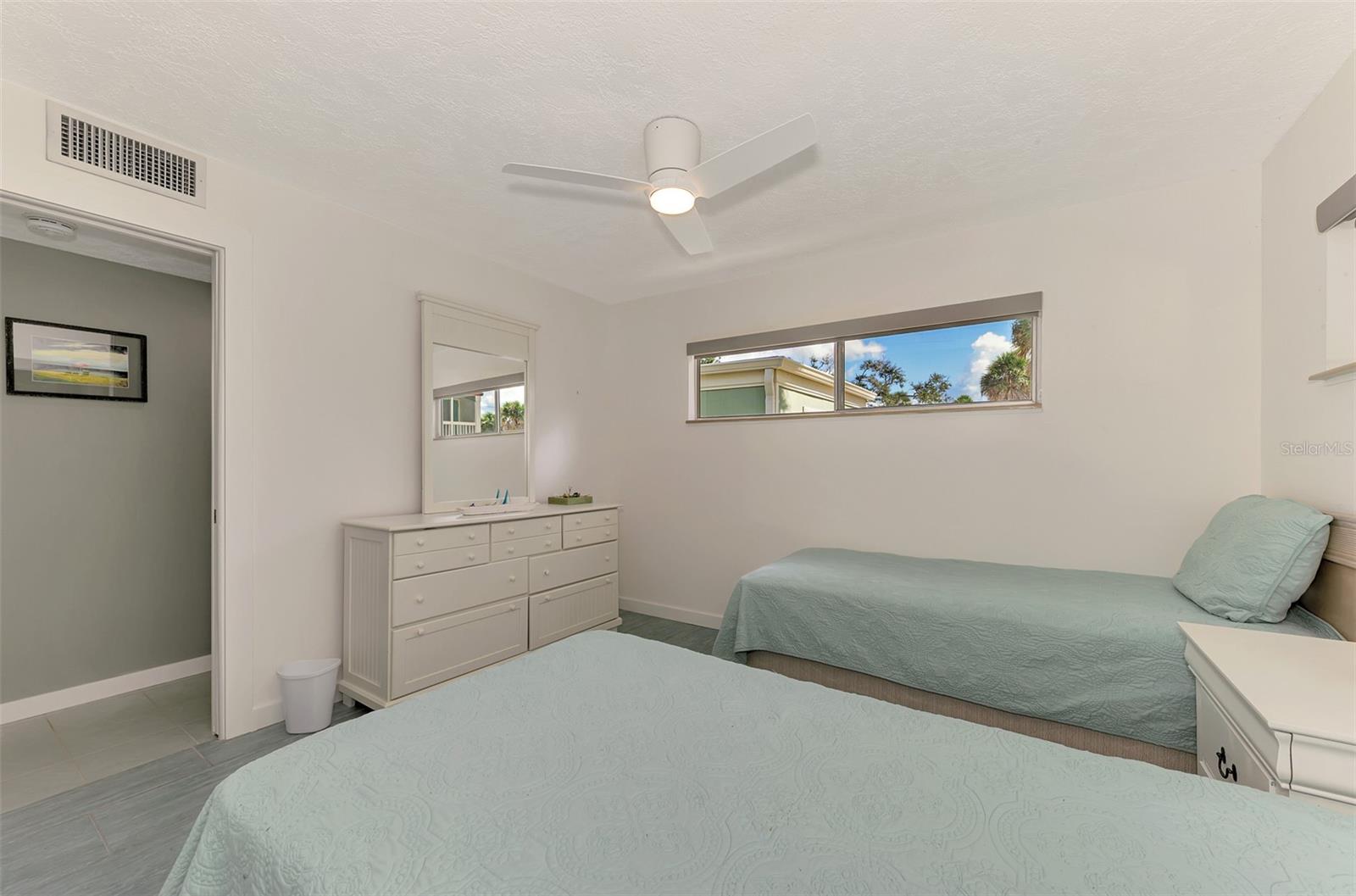 ADMIRALS POINT CONDO - Residential