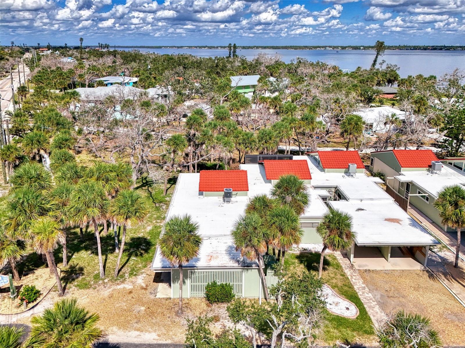 ADMIRALS POINT CONDO - Residential