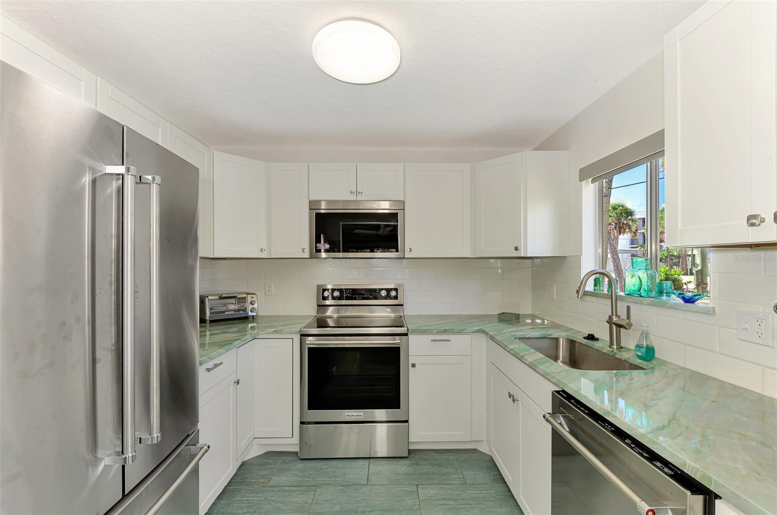 ADMIRALS POINT CONDO - Residential